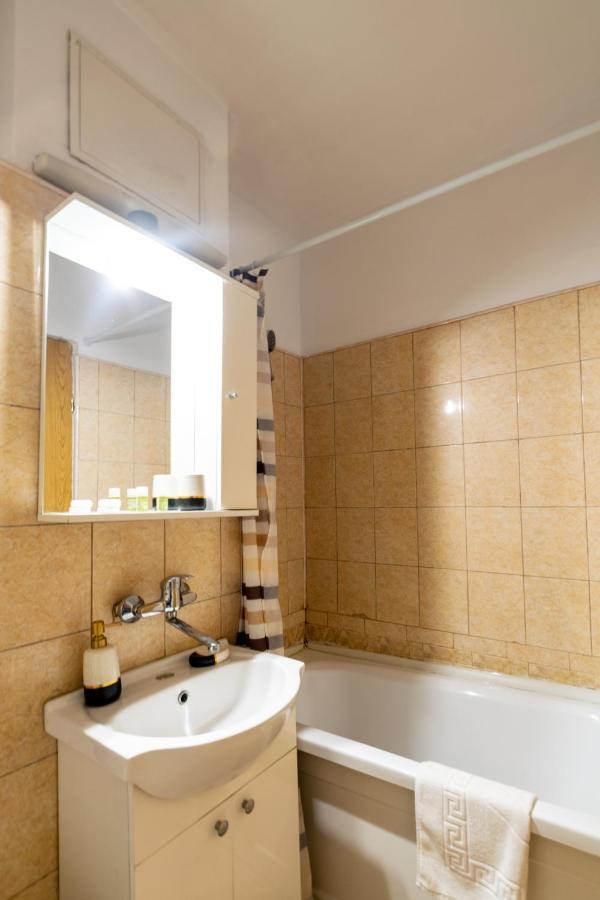 Apartament Centru - Cec Lejlighed Craiova Eksteriør billede
